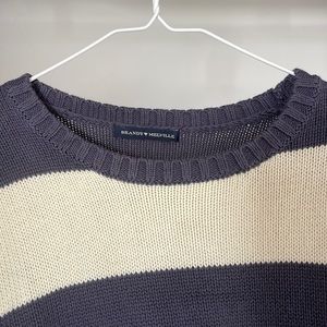 BRANDY MELVILLE STRIPPED SWETAER